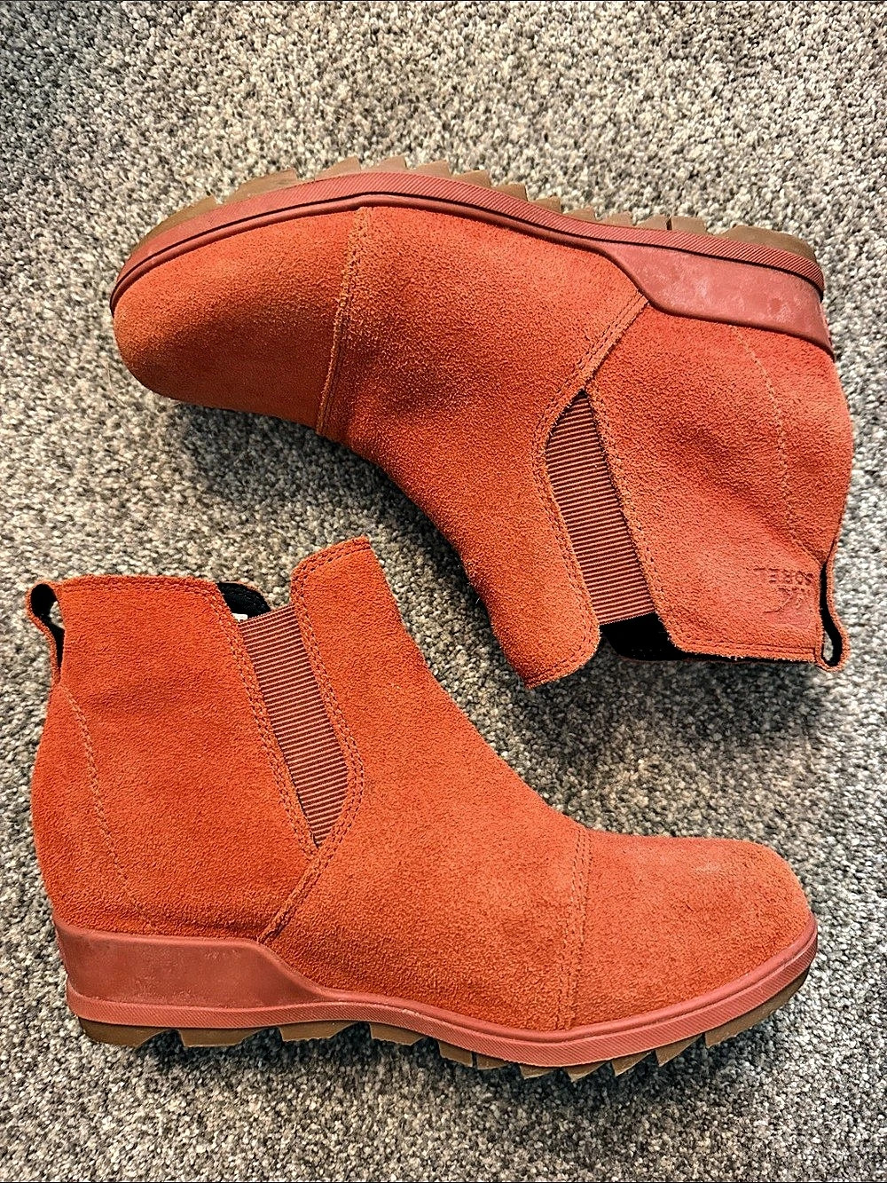 Sorel Evie Pull-On Wedge Bootie Suede Ankle Boots in Orange